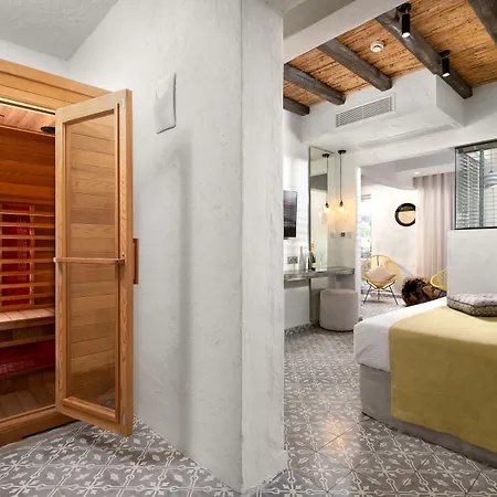 Elakati Luxury Boutique - Adults Only