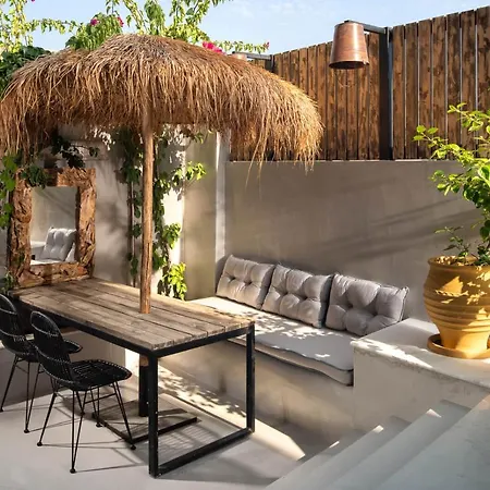 Elakati Luxury Boutique - Adults Only Hotel