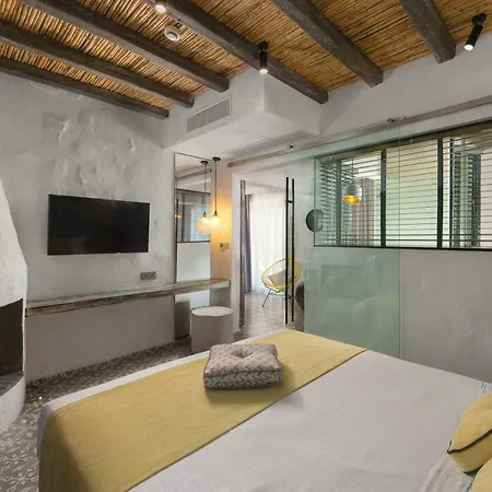Elakati Luxury Boutique - Adults Only 4*
