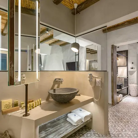 Elakati Luxury Boutique - Adults Only Hotelli 3*